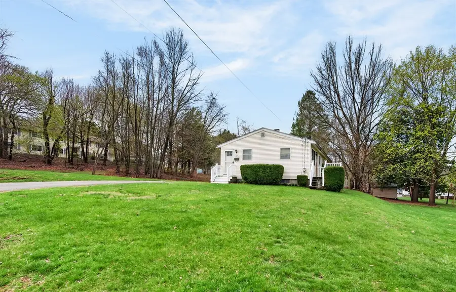 23 Winthrop, Clinton, MA 01510 - #3