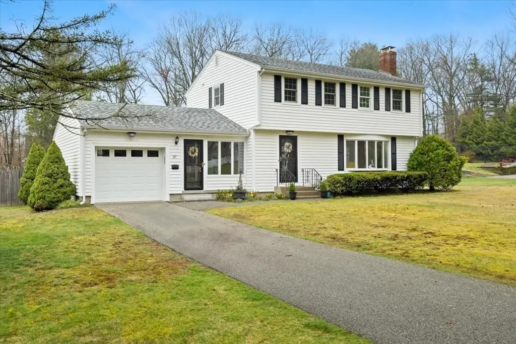 37 Woodlock Rd, Hingham, MA 02043 - #1