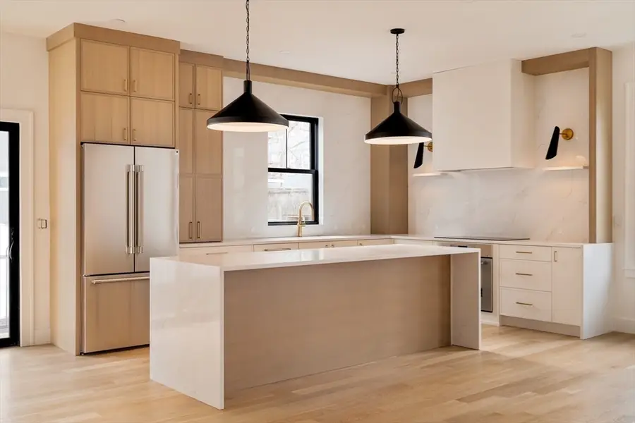 17 South Waverly, Boston, MA 02135 - #3