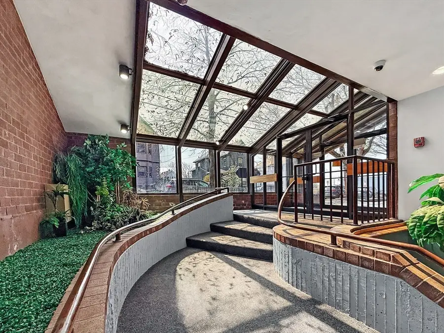 39 Parlin St #304, Everett, MA 02149 - #2