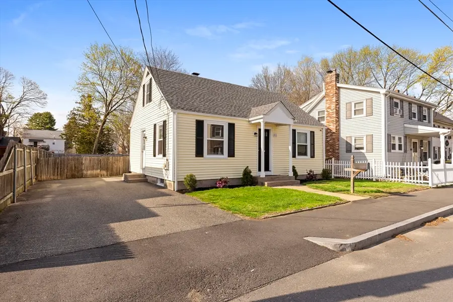 51 Hope St, Lincoln, RI 02865 - #2