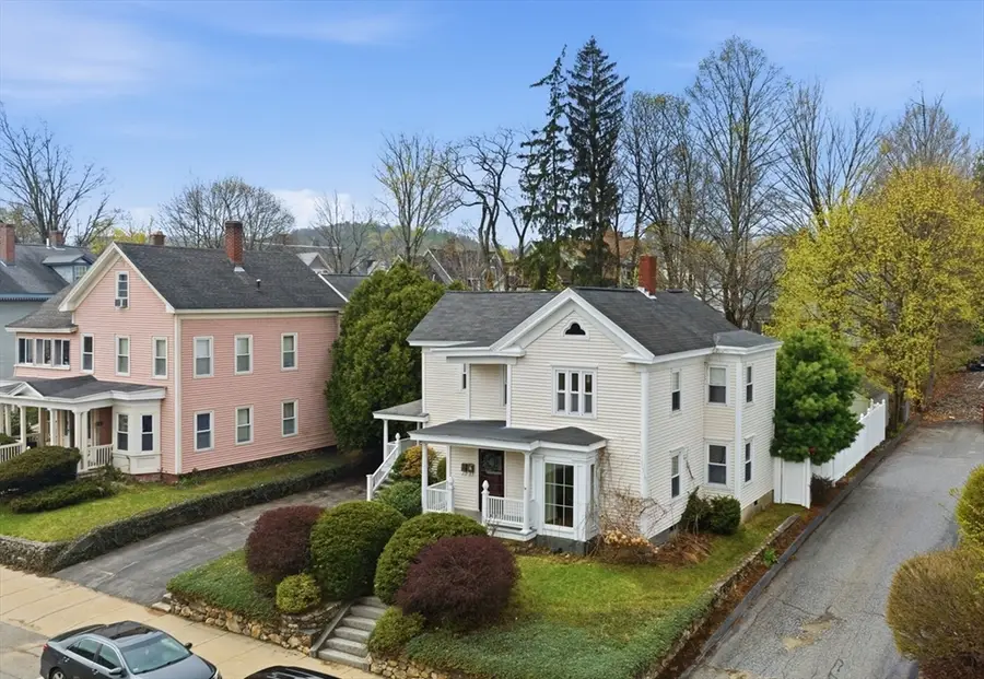 28 School St, Leominster, MA 01453 - #3