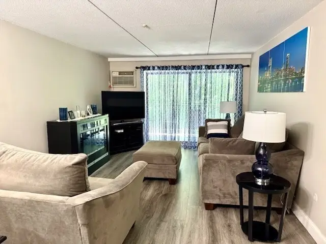 575 Broad St #U:215, Weymouth, MA 02189 - #2