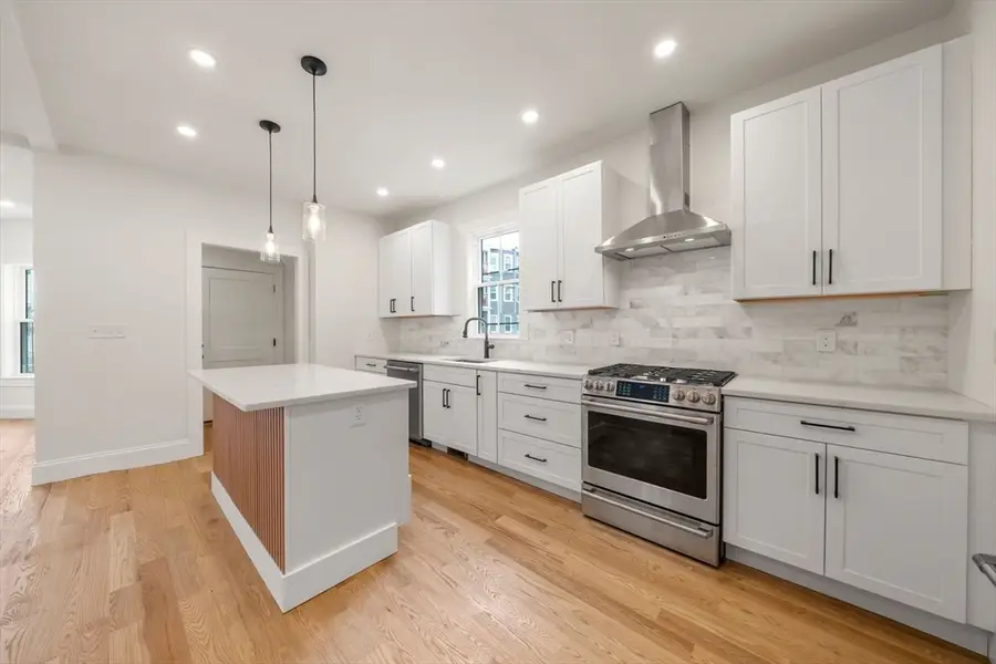 81 Gilman St, Somerville, MA 02145 - #2