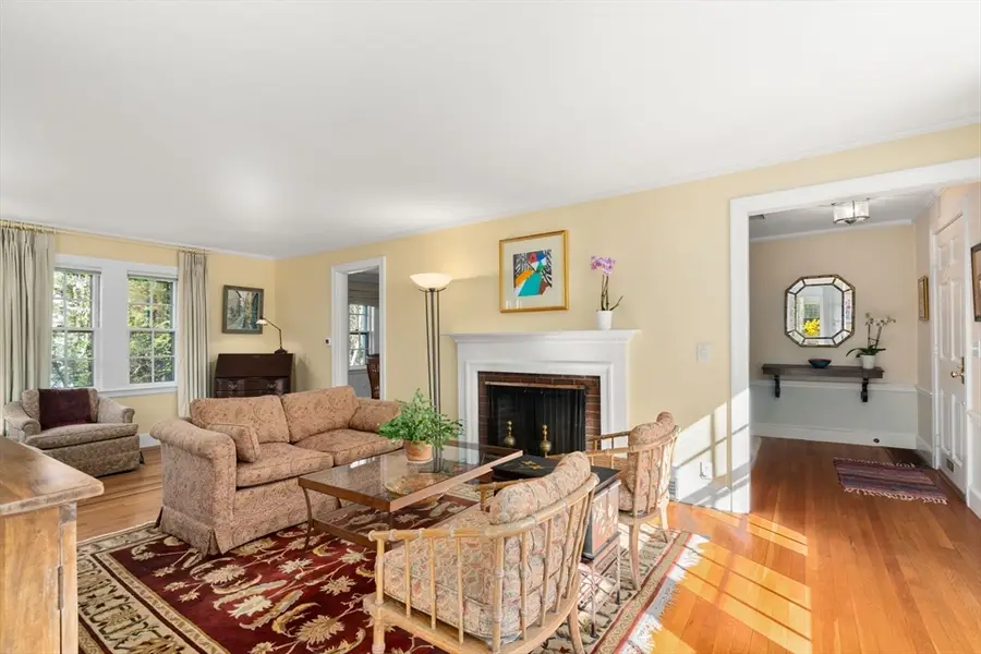 39 Hickory Cliff Rd, Newton, MA 02464 - #2