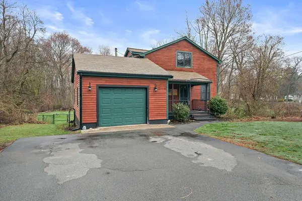 29 Pine Street, Holbrook, MA 02343