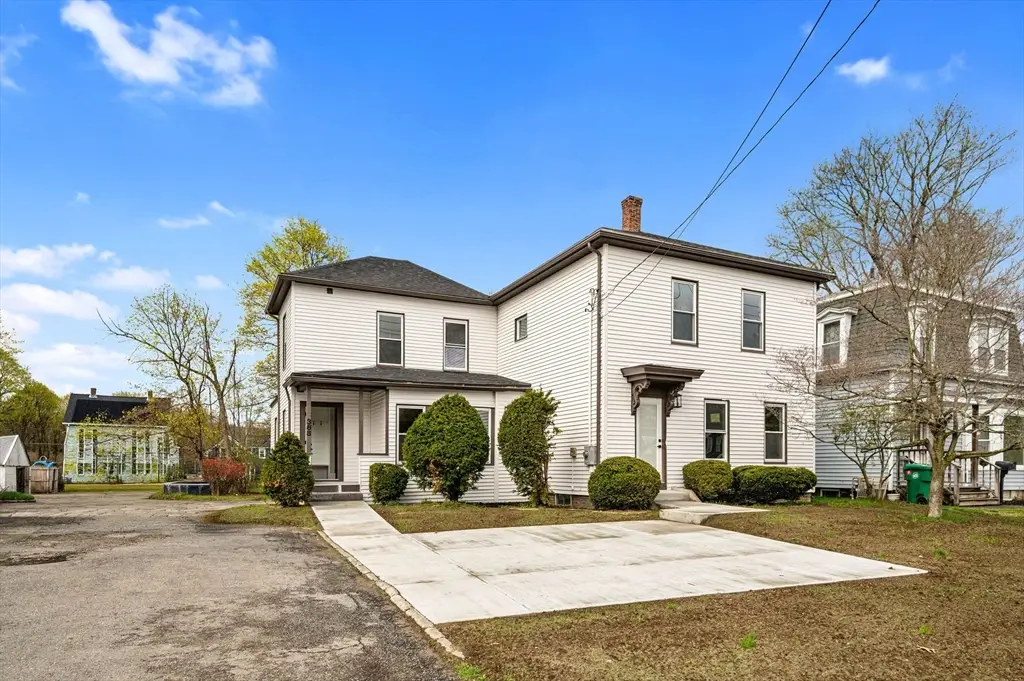 388 Water St, Clinton, MA 01510 - #1