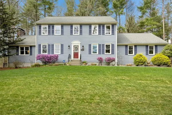 151 Hickory Lane, Northbridge, MA 01588