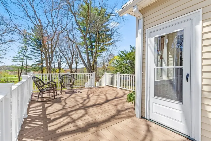 141 Westview Rd, Lowell, MA 01851 - #3