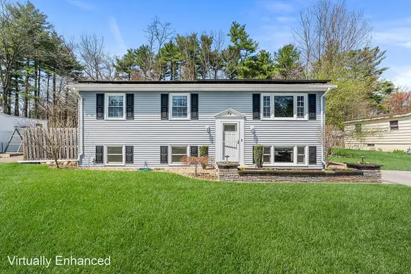 24 Priscilla Rd, Hopkinton, MA 01748