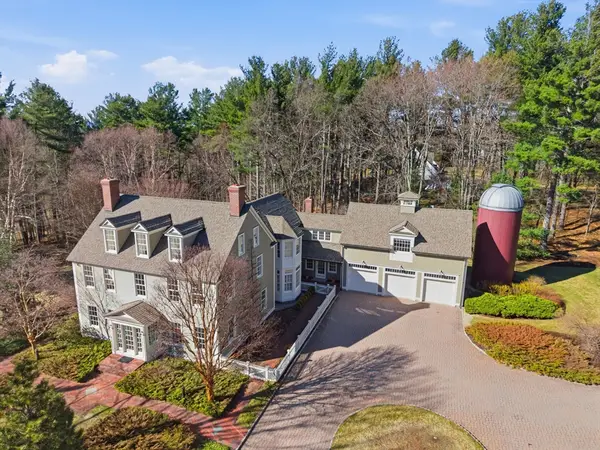 43 Oak Hill Road, Harvard, MA 01451