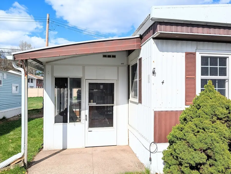 404 Southwick Road #4, Westfield, MA 01085 - #2