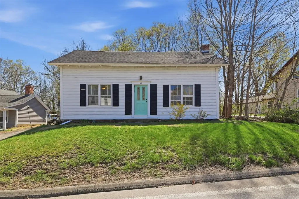 52 Summer St, Barre, MA 01005 - #1