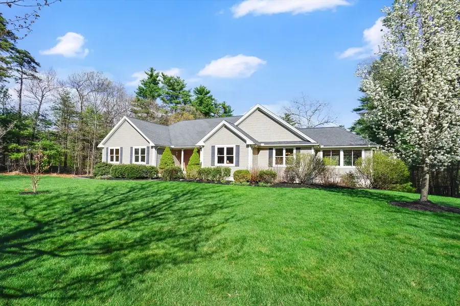 4 Deer Run, Holyoke, MA 01040 - #2