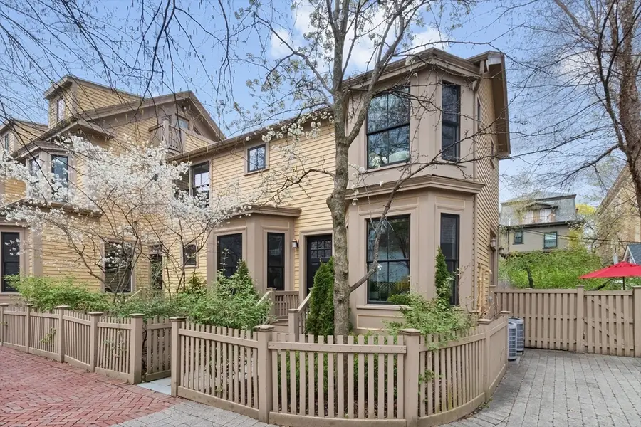 17 Perry St #3, Cambridge, MA 02139 - #2