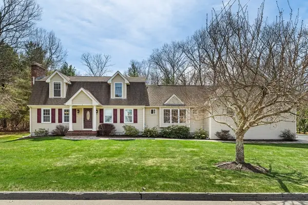 6 Abbie Lane, Attleboro, MA 02703