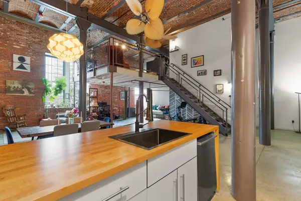 251 Heath St #205, Boston, MA 02130