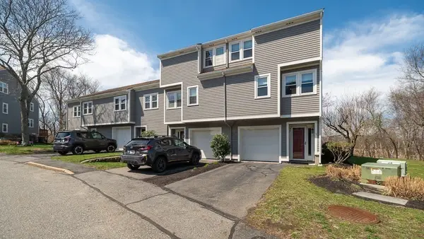 4 Russell Drive #D, Salem, MA 01970