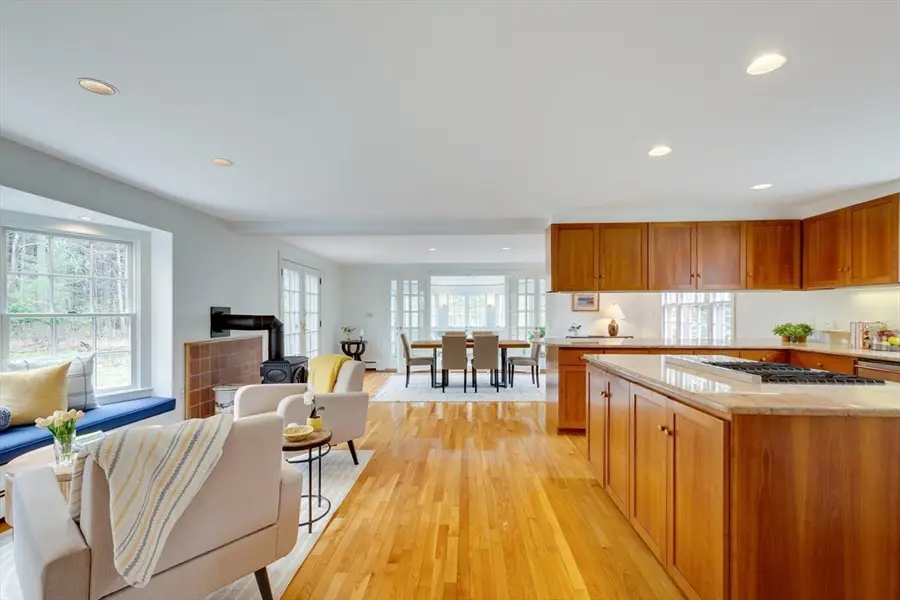 134 Sandy Pond Rd, Lincoln, MA 01773 - #3