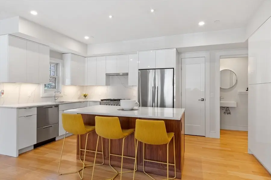 38 Englewood Ave #1, Boston, MA 02135 - #2