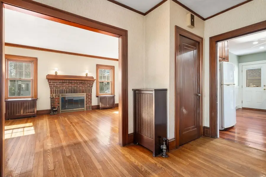 89 Alexander Avenue, Belmont, MA 02478 - #3