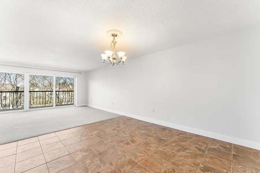 1 Summit Dr #58, Reading, MA 01867 - #3