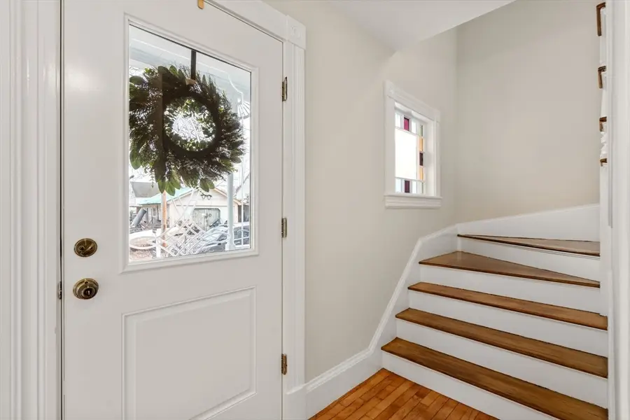 58 Church St, North Chelmsford, MA 01863 - #3