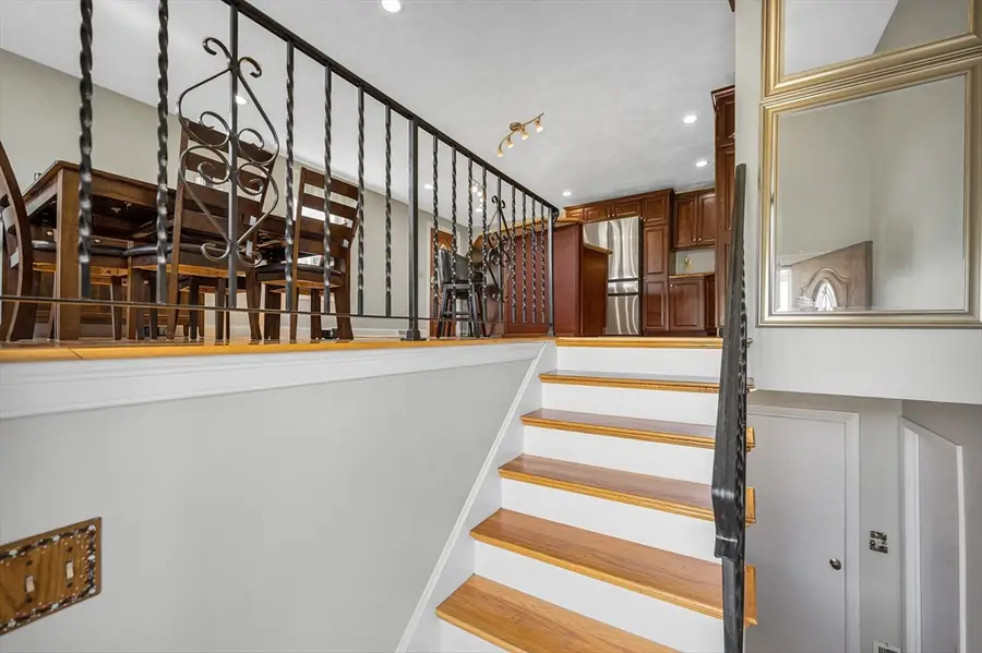 97 Ansonia Ave, Dracut, MA 01826 - #2