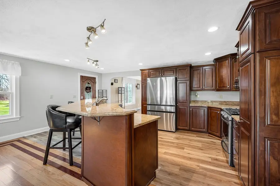 97 Ansonia Ave, Dracut, MA 01826 - #3