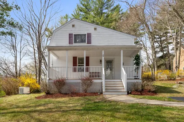 26 Hartford Ave N, Upton, MA 01568