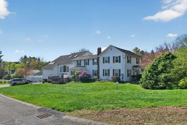 67 Amherst Rd #67, South Hadley, MA 01075