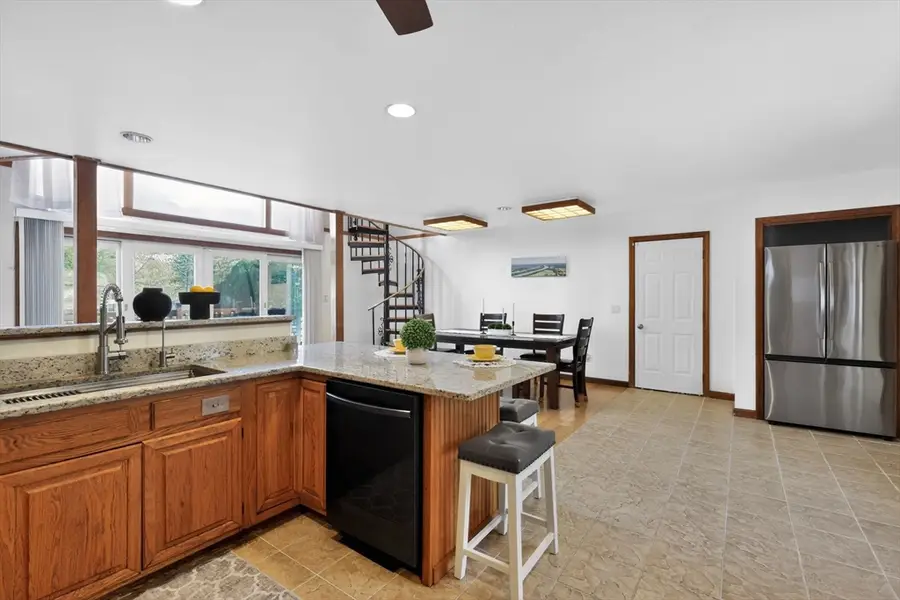 67 Amherst Rd #67, South Hadley, MA 01075 - #3