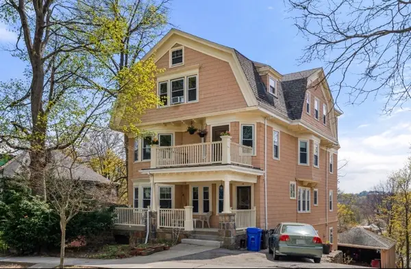 114 Lancaster Ter #2, Brookline, MA 02446