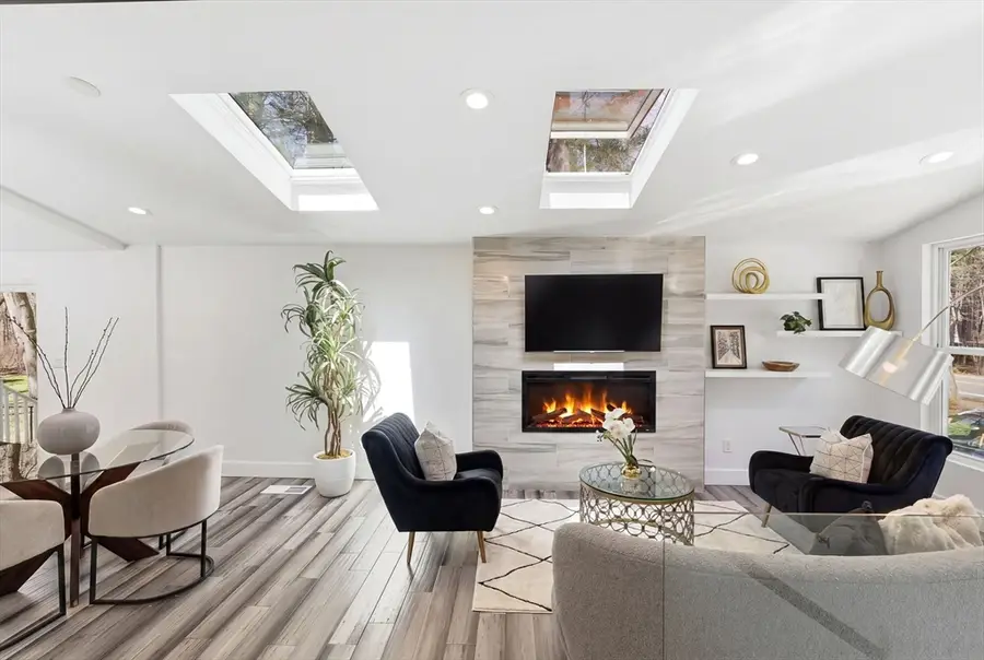 230 Carlisle Rd, Bedford, MA 01730 - #2