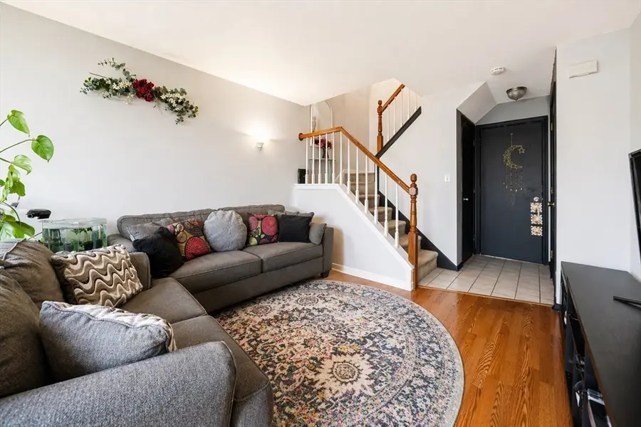 45 Meadowood Dr #45, Stoughton, MA 02072 - #3