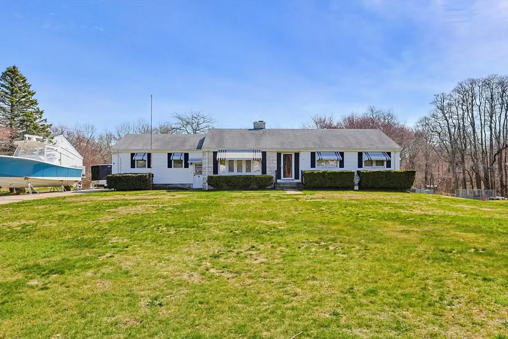 10 Brayton Rd, Tiverton, RI 02878 - #1