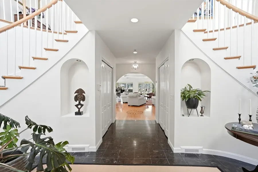 112 River Rd, Hanover, MA 02339 - #2