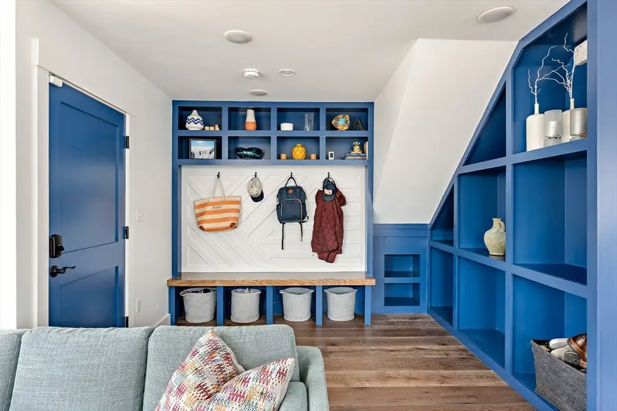 62 Governor Winthrop Rd #1, Somerville, MA 02145 - #2