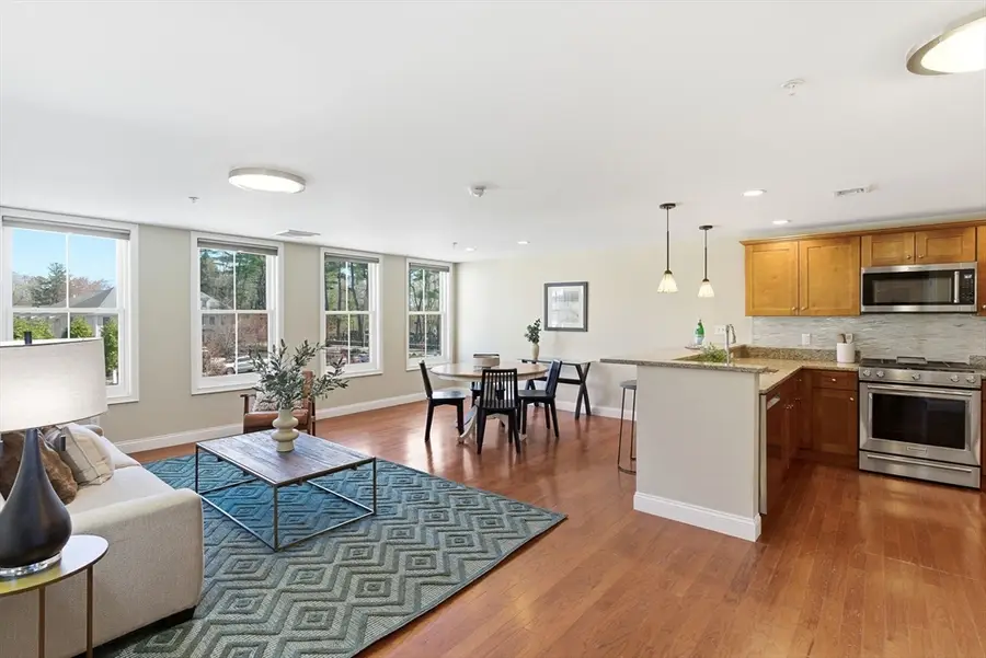 70 Great Rd #G, Bedford, MA 01730 - #2