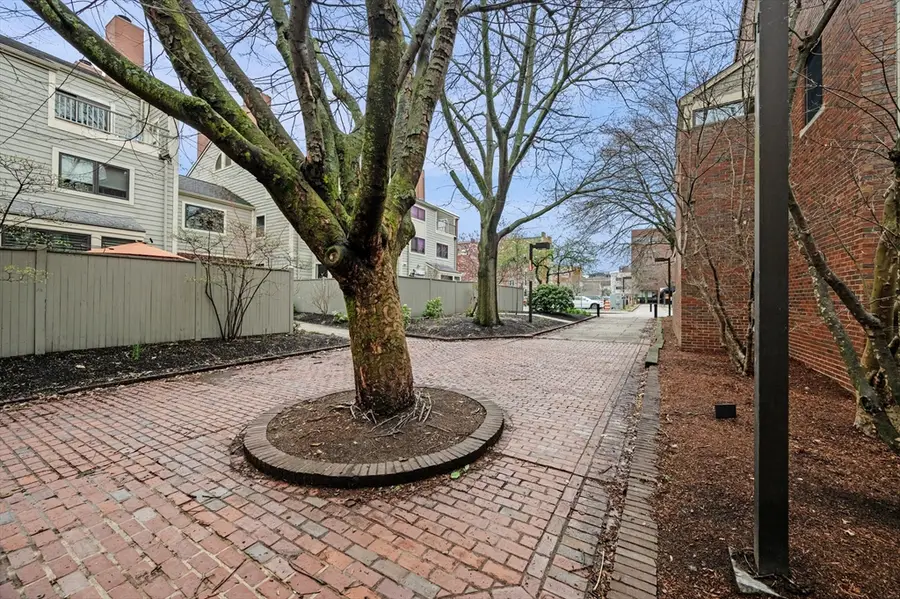 28 Federal St #10, Salem, MA 01970 - #3