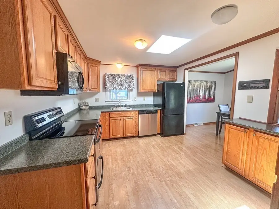 59 Castle Road, Attleboro, MA 02703 - #3