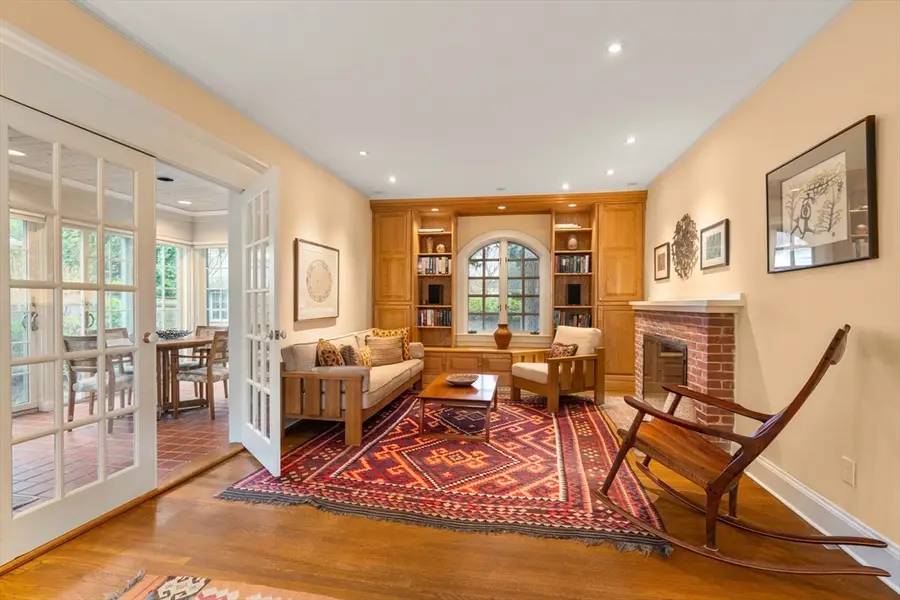 83 Prospect St, Newton, MA 02465 - #2