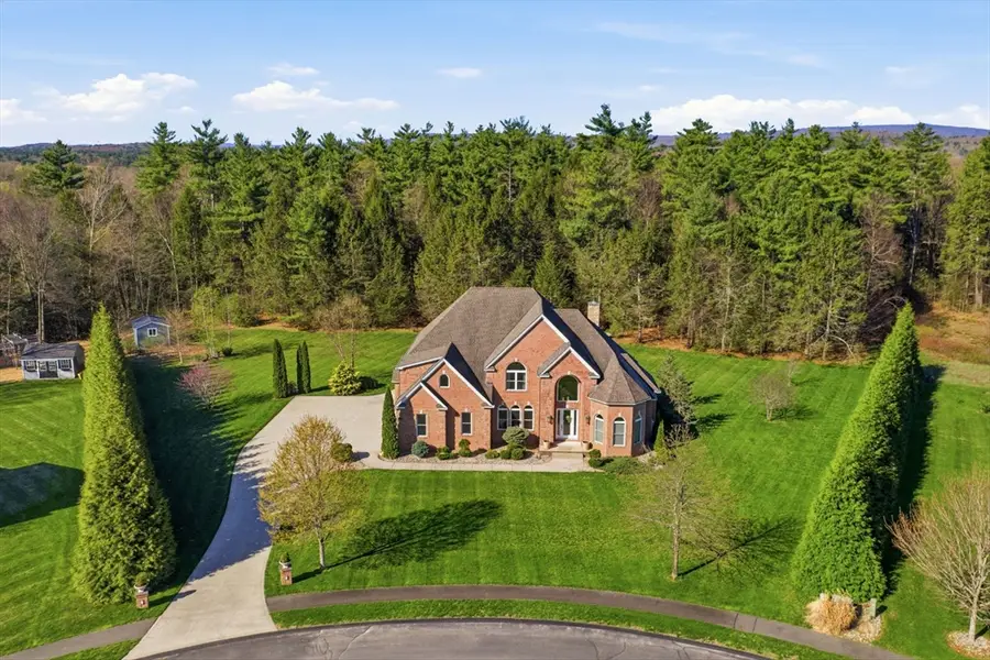 9 Nicholas Ln, Southampton, MA 01073 - #2