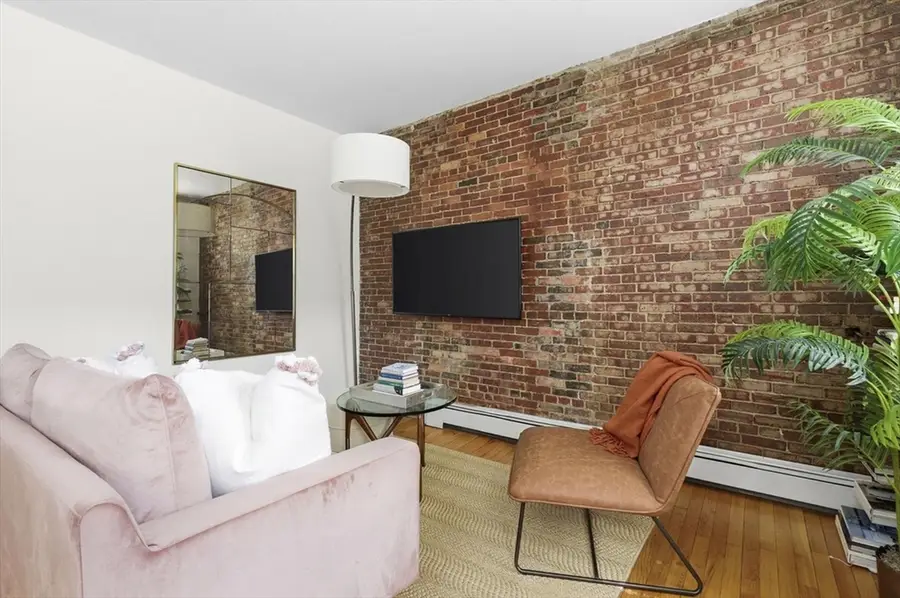 30 E Springfield St #2, Boston, MA 02118 - #2