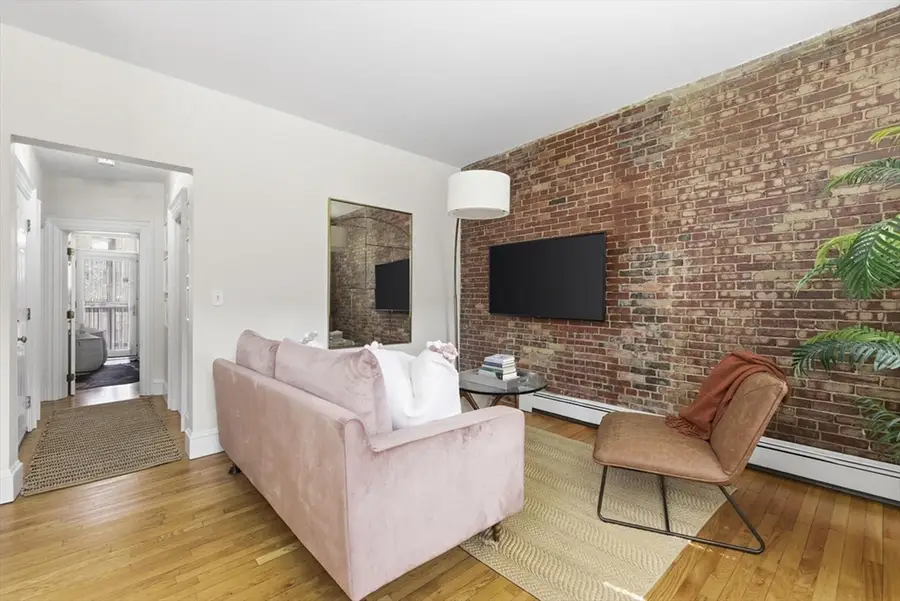 30 E Springfield St #2, Boston, MA 02118 - #3