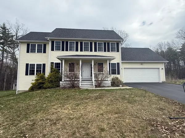 4 Waxen Way, Shirley, MA 01464