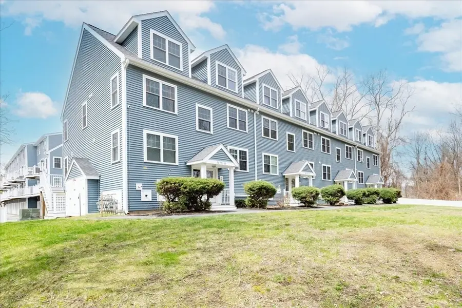 312 Water St #33, Lawrence, MA 01841 - #2