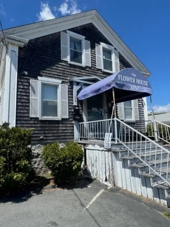 2157 Acushnet Ave, New Bedford, MA 02745