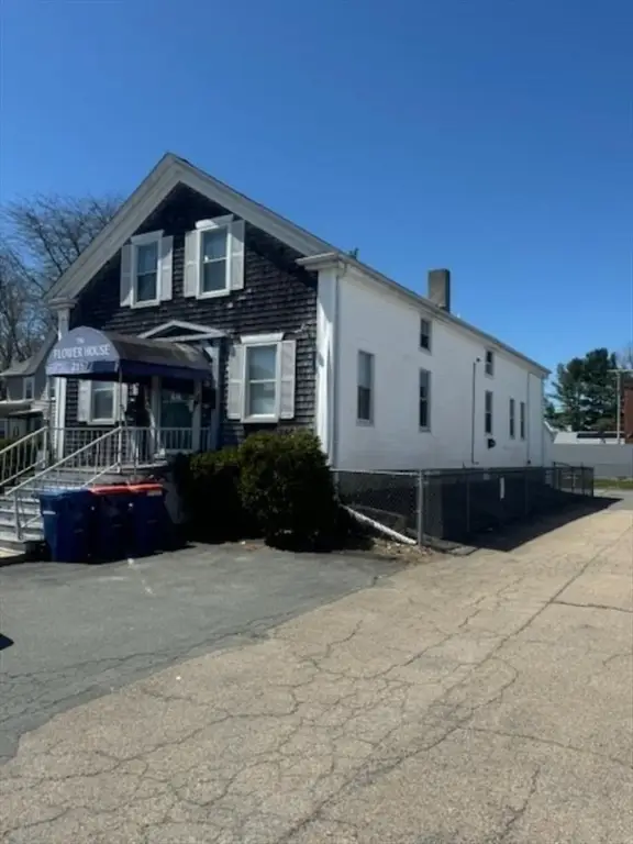 2157 Acushnet Ave, New Bedford, MA 02745 - #2