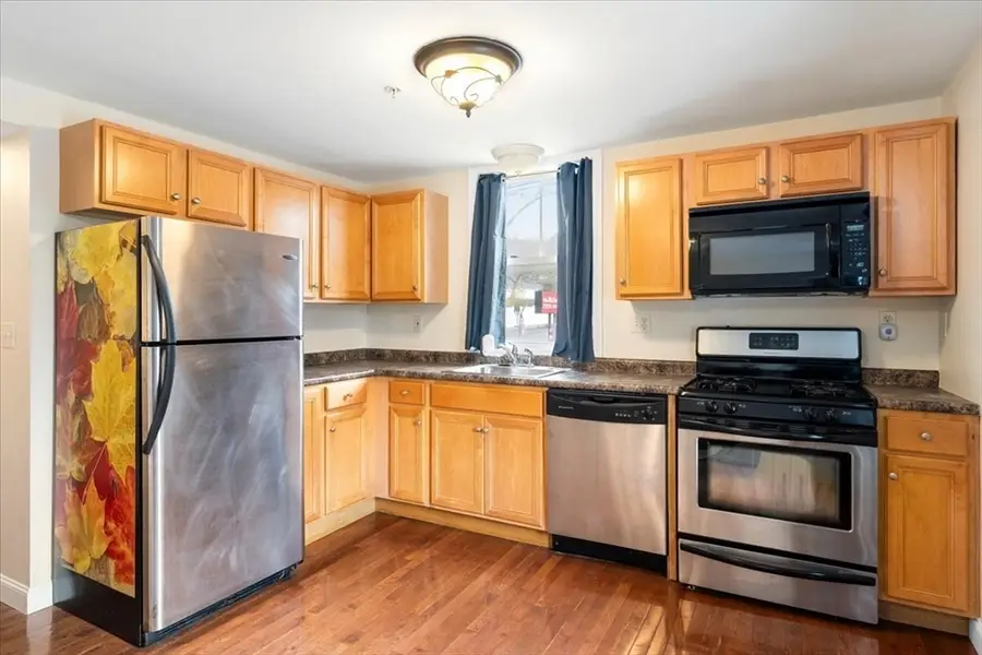 100 Rogers St #1, Lowell, MA 01852 - #2